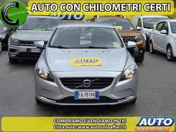 Grigio Usata 2015 Volvo V40 Station wagon | 9870 € (Ottimo prezzo)