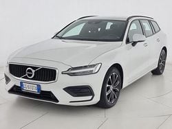 Bianco Usata 2021 Volvo V60 Business Edition Station wagon | 23.600 € (Buon prezzo)