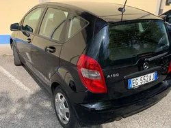 Nero Usata 2011 Mercedes A160 Executive Monovolume | 5200 € (Cara)