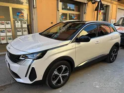 Perlato Usata 2022 Peugeot 3008 GT SUV | 23.990 € (Cara)