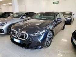 Nero Usata 2023 BMW 520 M Sport Tre volumi | 65.900 € (Molto cara)