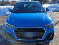Blu/azzurro Usata 2021 Audi A1 Sportback S-Line Due volumi | 19.300 € (Buon prezzo)