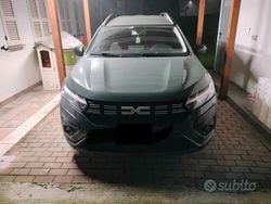 Verde Usata 2023 Dacia Jogger Monovolume | 15.000 € (Ottimo prezzo)