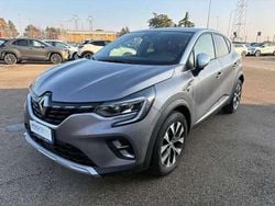 Grigio Usata 2024 Renault Captur Techno SUV | 17.990 € (Buon prezzo)