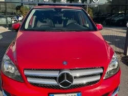 Rosso Usata 2015 Mercedes B200 Sport Monovolume | 13.900 €