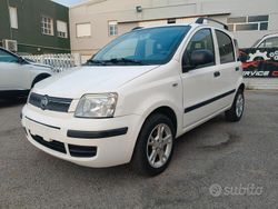 Bianco Usata 2011 Fiat Panda Tre volumi | 4500 € (Buon prezzo)