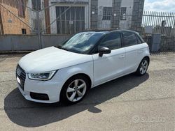 Bianco Usata 2015 Audi A1 Due volumi | 12.000 € (Molto cara)