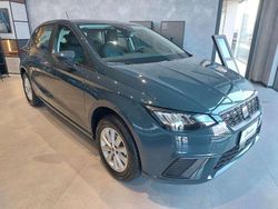 Blu/azzurro Nuova 2025 Seat Ibiza Reference Tre volumi | 14.990 € (Super prezzo)