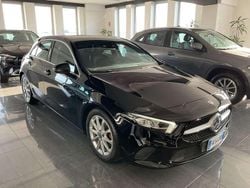 Nero Usata 2019 Mercedes A180 Tre volumi | 21.900 € (Buon prezzo)
