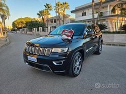 Nero Usata 2020 Jeep Grand Cherokee Overland SUV | 24.800 € (Buon prezzo)