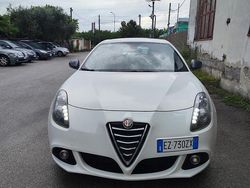 Bianco Usata 2015 Alfa Romeo Giulietta Due volumi | 6500 € (Cara)
