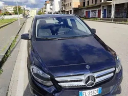 Usata 2017 Mercedes B180 Premium Monovolume | 14.500 € (Cara)