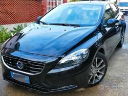 Nero Usata 2016 Volvo V40 Tre volumi | 7000 €