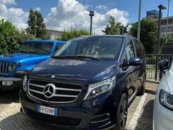 Blu metallizzato Usata 2017 Mercedes V250 Exclusive Monovolume | 41.100 € (Cara)