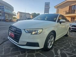 Bianco Usata 2018 Audi A3 Business Tre volumi | 15.900 € (Buon prezzo)