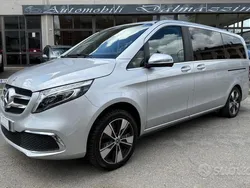 Argento Usata 2021 Mercedes V250 Monovolume | 56.000 € (Buon prezzo)