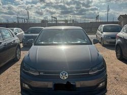 Grigio Usata 2020 VW Polo Comfortline Tre volumi | 13.800 € (Buon prezzo)
