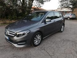 Grigio Usata 2017 Mercedes B180 Premium Monovolume | 15.900 € (Molto cara)