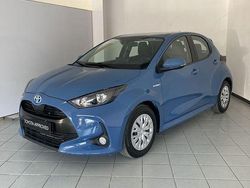 Blu Usata 2021 Toyota Yaris Hybrid Active Due volumi | 17.600 € (Buon prezzo)