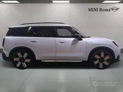 Nanuq white Nuova 2024 Mini Countryman Favoured SUV | 42.700 € (Buon prezzo)