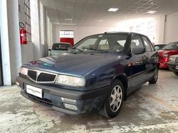 Blu Usata 1994 Lancia Delta Due volumi | 2399 €
