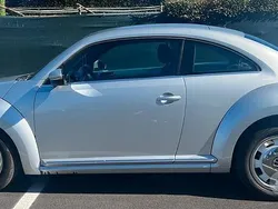 Usata 2013 VW Maggiolino Coupé | 6900 € (Buon prezzo)