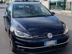 Blu/azzurro Usata 2019 VW Golf VII Executive Tre volumi | 15.800 € (Molto cara)