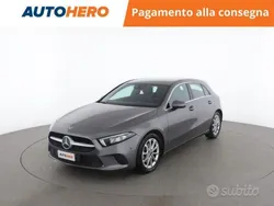 Grigio Usata 2022 Mercedes A180 Tre volumi | 25.199 € (Super prezzo)
