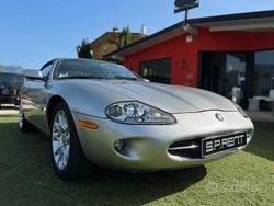 Grigio Usata 1999 Jaguar XK8 Cabrio | 24.900 € (Cara)