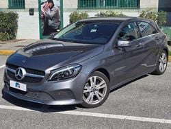 Grigio Usata 2017 Mercedes A180 Tre volumi | 13.290 € (Buon prezzo)