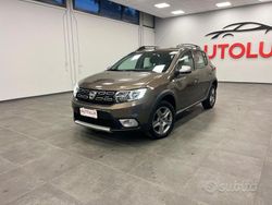 Marrone Usata 2019 Dacia Sandero Stepway Tre volumi | 10.900 € (Molto cara)