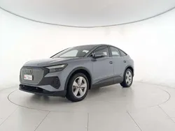 Blu geyser metallizzato Usata 2022 Audi Q4 Sportback e-tron Business SUV | 32.400 € (Super prezzo)