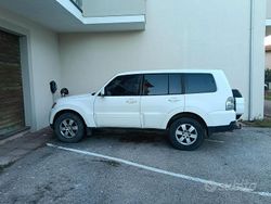 Bianco Usata 2007 Mitsubishi Pajero SUV | 8000 €