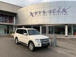 Bianco pastello Usata 2010 Mitsubishi Pajero Instyle SUV | 16.990 € (Molto cara)