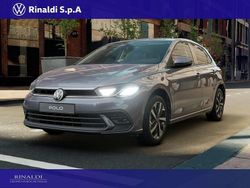 Smoky grey metallizzato Nuova 2025 VW Polo Edition Tre volumi | 21.700 € (Buon prezzo)