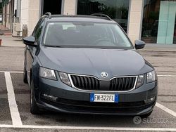 Grigio Usata 2018 Skoda Octavia G-TEC Executive Station wagon | 10.000 € (Super prezzo)
