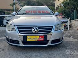 Grigio Usata 2010 VW Passat Highline Station wagon | 4300 € (Buon prezzo)