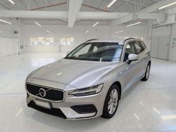 Argento Usata 2021 Volvo V60 Business Edition Station wagon | 22.500 € (Buon prezzo)