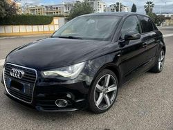 Usata 2013 Audi A1 Sportback Ambition Due volumi | 7500 € (Ottimo prezzo)