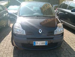 Nero Usata 2009 Renault Modus Dynamique Monovolume | 3600 € (Buon prezzo)