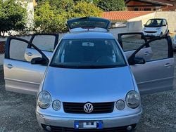 Usata 2004 VW Polo Tre volumi | 1700 € (Ottimo prezzo)