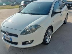 Bianco Usata 2013 Fiat Bravo Due volumi | 3800 € (Buon prezzo)