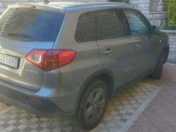 Grigio Usata 2017 Suzuki Vitara SUV | 12.000 € (Buon prezzo)