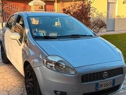 Grigio Usata 2007 Fiat Grande Punto Due volumi | 4300 € (Cara)