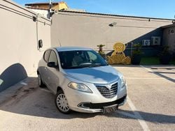 Oro Usata 2014 Lancia Ypsilon Silver Due volumi | 3990 € (Super prezzo)