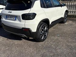 Bianco Usata 2023 Jeep Avenger Altitude SUV | 20.400 € (Buon prezzo)