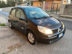 Nero Usata 2005 Renault Scénic II Monovolume | 2650 € (Molto cara)