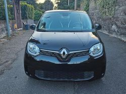 Nero Usata 2023 Renault Twingo Due volumi | 11.000 € (Buon prezzo)