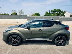 Usata 2020 Toyota C-HR Lounge SUV | 23.000 € (Cara)