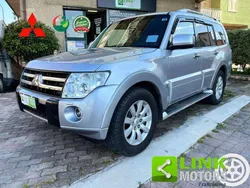 Grigio Usata 2011 Mitsubishi Pajero Instyle SUV | 15.700 € (Buon prezzo)